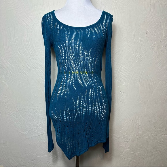 Express Crochet Diagonal Hem Sweater Teal Medium! - Picture 1 of 7